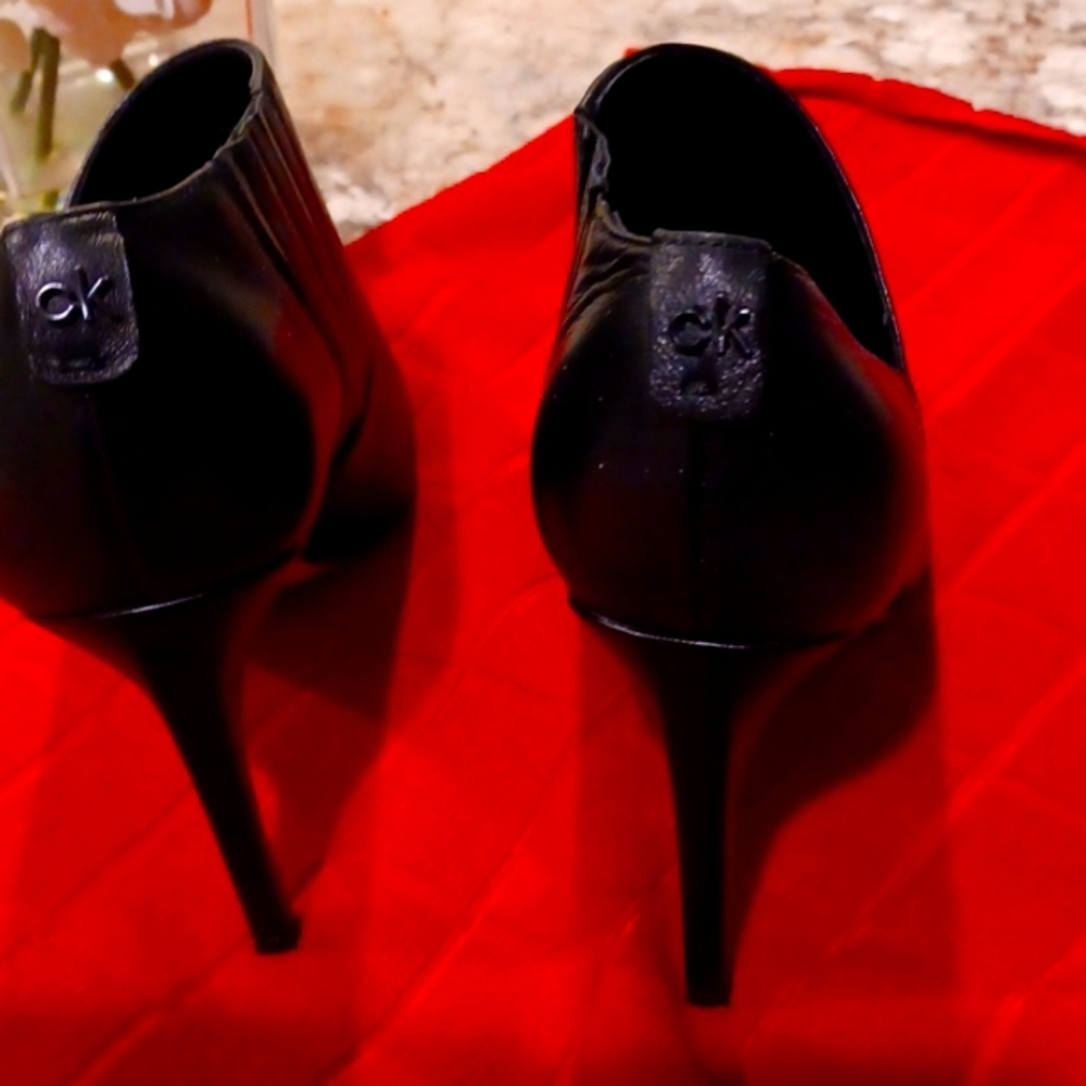 Calvin Klien black stiletto leather bootie